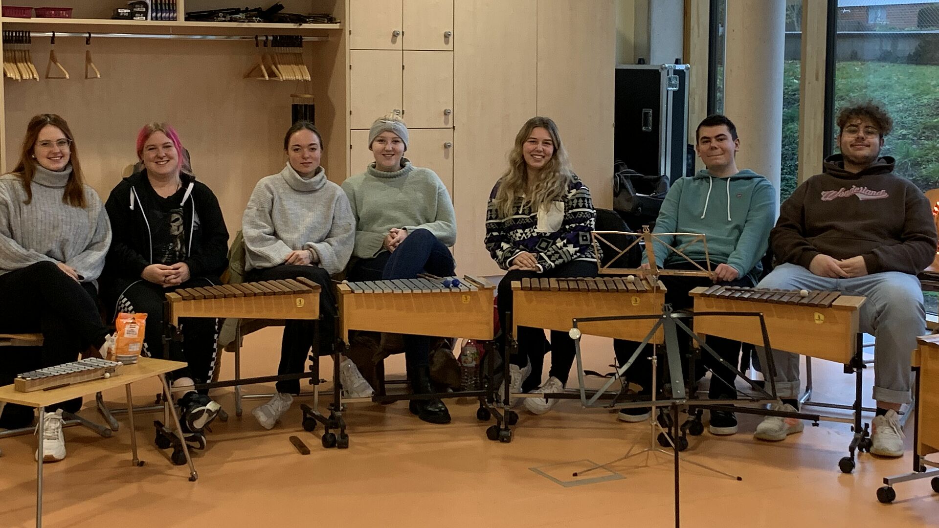 Schüler im Musikzimmer in Himmelkron