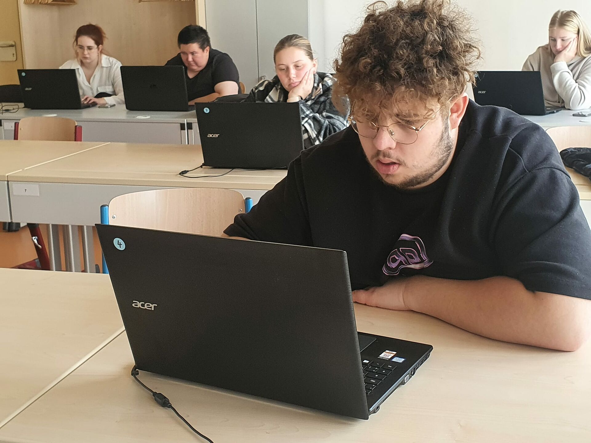 Schüler am Laptop