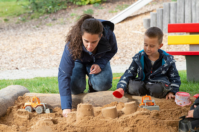 Kinderpflegeausbildung in Teilzeit absolvieren: Was sind die Vorteile?